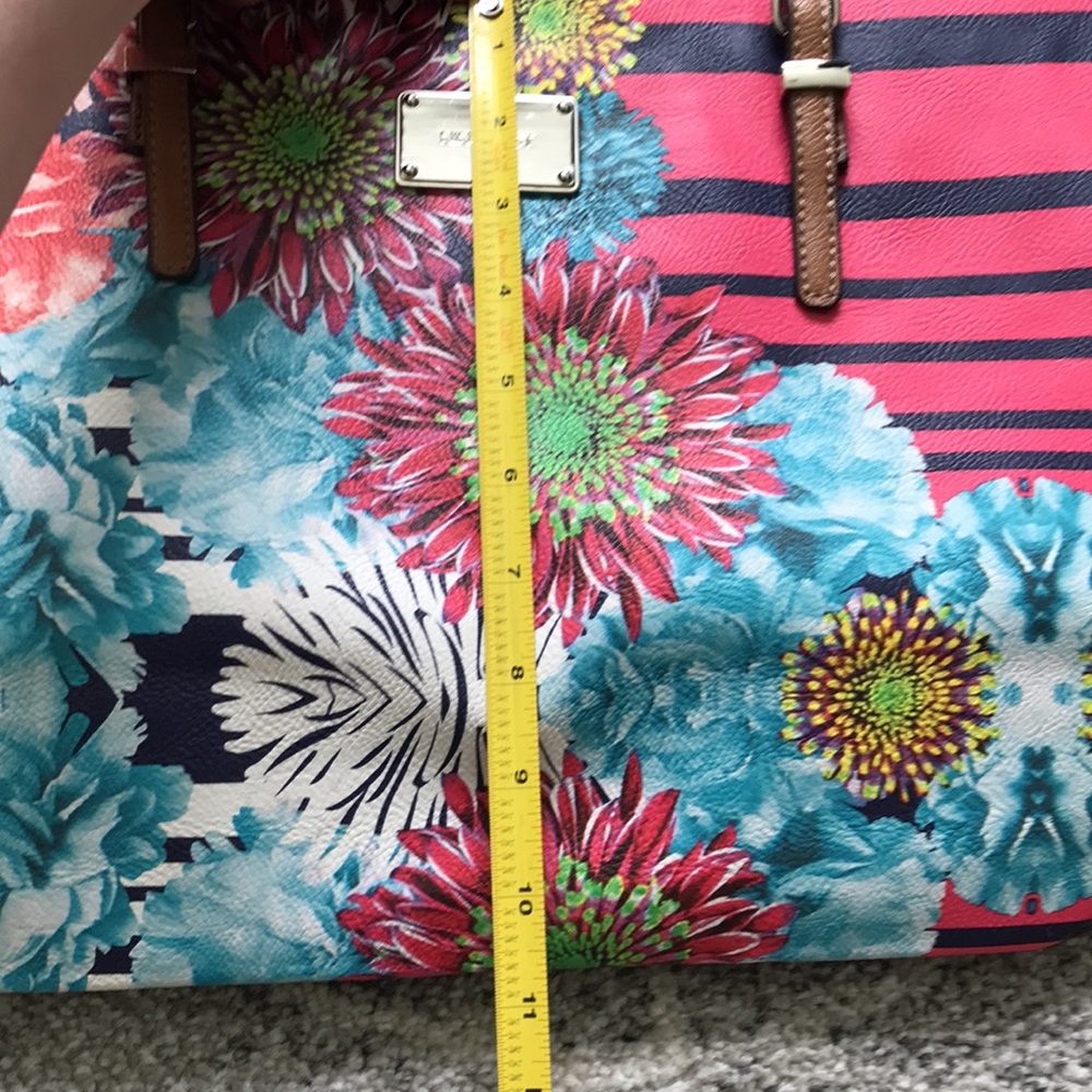 Nine West floral & stripe faux leather multi color summer tote bag - Picture 12 of 15
